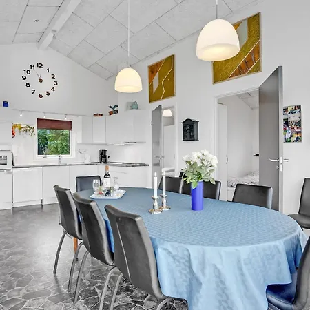Pet Friendly Home In Skals With Wifi Skals
